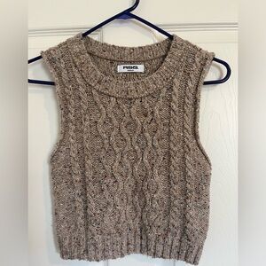 RSQ women’s knit sweater vest